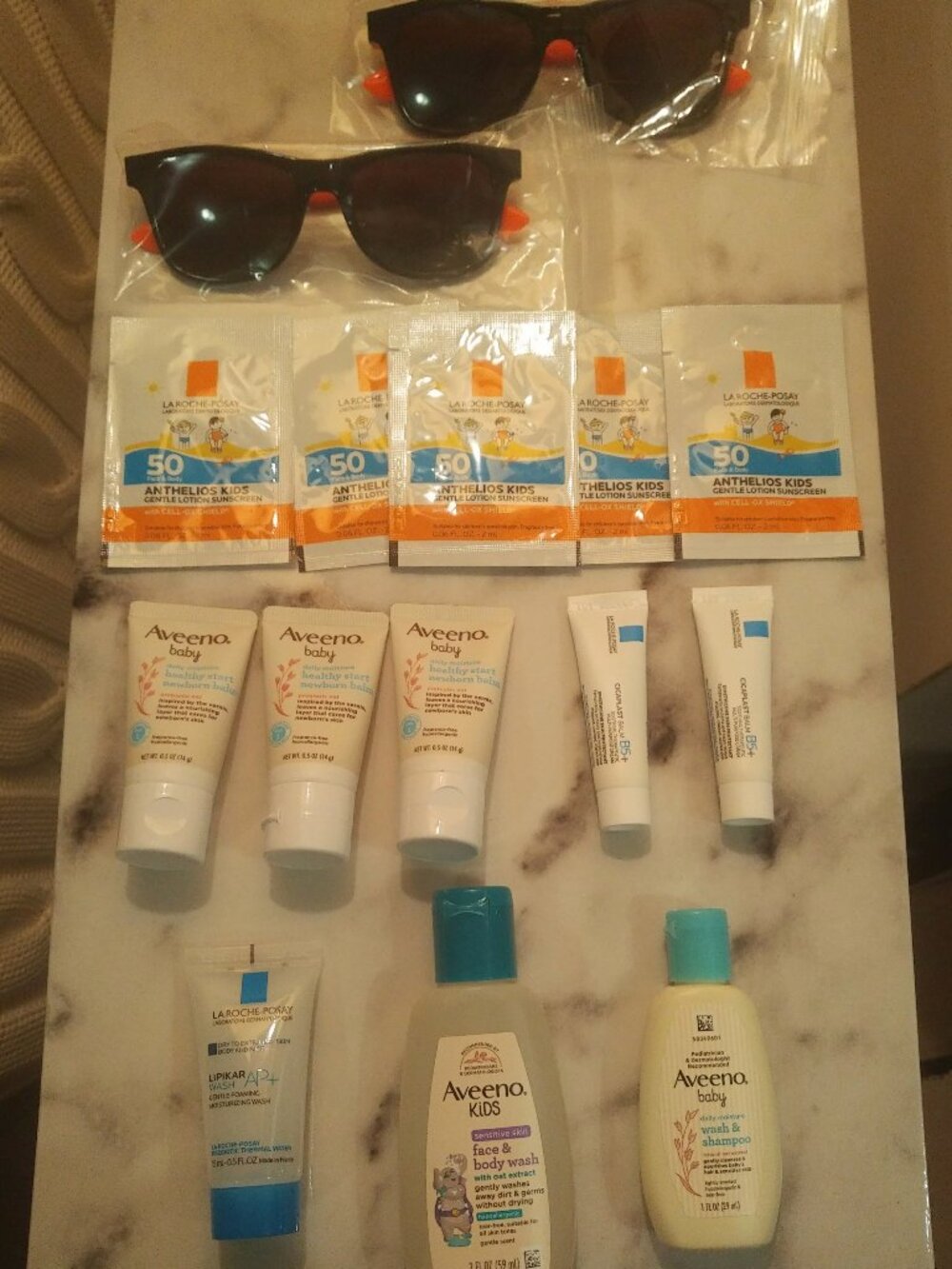 Kids Travel Mini Skincare + Sun set - cleanser, shampoo, moisturizer, SPF